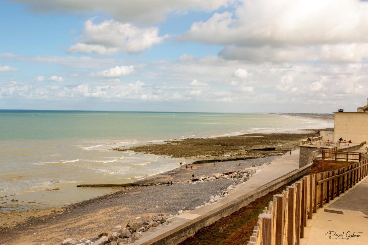 Le Courlis Vue Panoramique Sur La Mer, Balcons * Ault